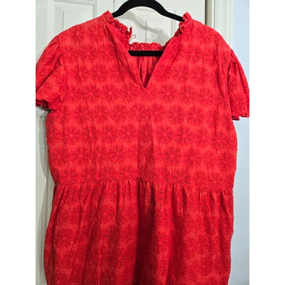 Crown & Ivy Curvy orange Floral Embroidered Short Sleeve Top 2X - Picture 2 of 8